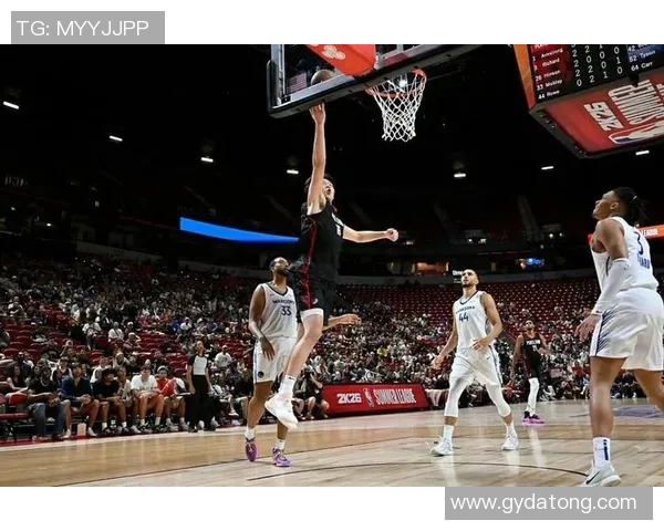 开拓者夏季联赛首战胜勇士杨瀚森表现出色吕佩尔贡献亮眼数据 开拓者夏季联赛首战胜勇士杨瀚森表现出色吕佩尔贡献亮眼数据